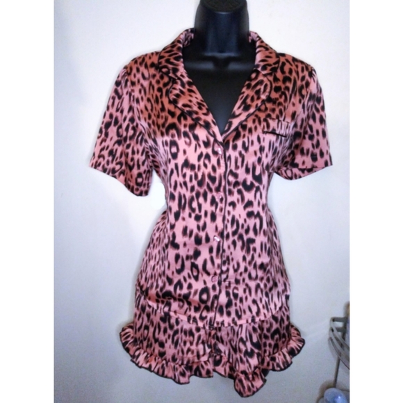 2 Piece Shorts Set - Picture 1 of 4